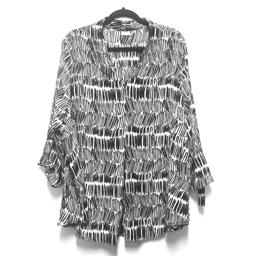 💜3 for $30-Abstract print top